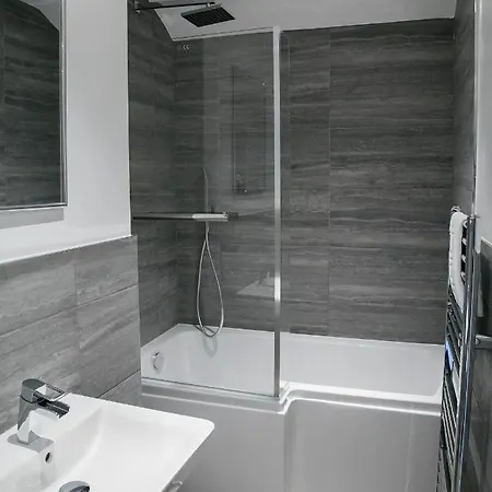 Alpha Classic 1 Bedroom Apartament Harrogate