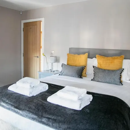 Alpha Classic 1 Bedroom *